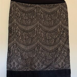Magaschoni Elegant Black Lace Pencil Skirt